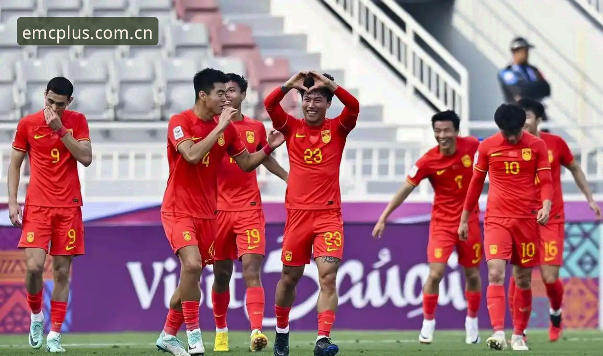 津门虎夏窗按兵不动，中超转会窗口期的“避坑”指南：一场关于等待的深度评测